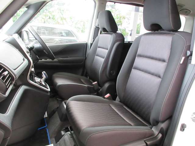 日産 セレナ １．２ Ｅ－ＰＯＷＥＲ ハイウェイスター Ｖ R1年 (関東) 99