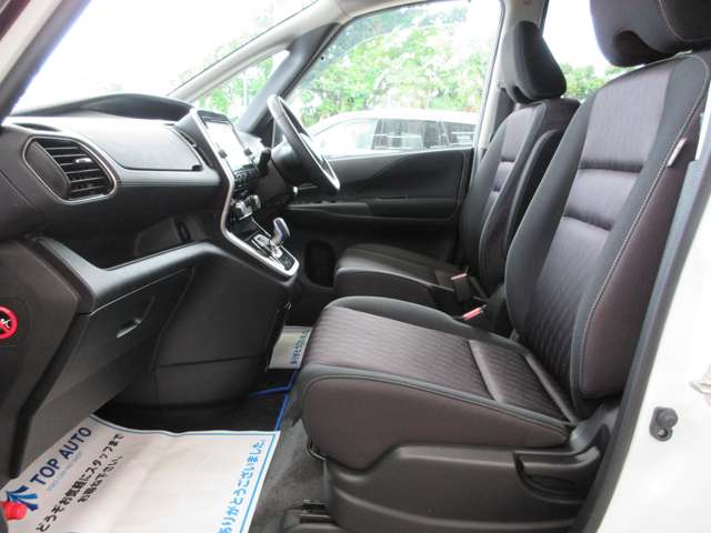 日産 セレナ １．２ Ｅ－ＰＯＷＥＲ ハイウェイスター Ｖ R1年 (関東) 99