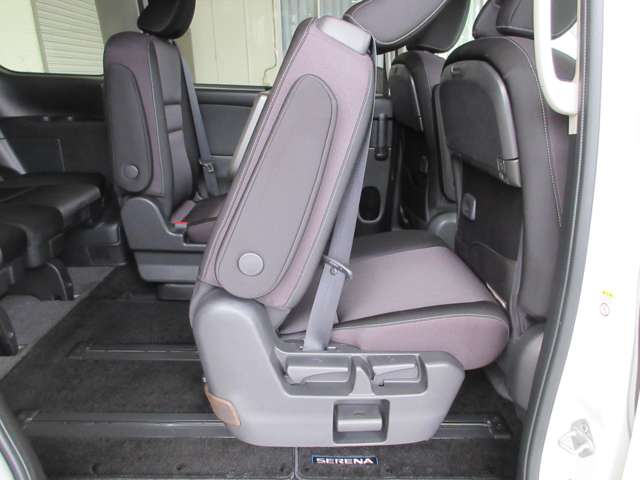 日産 セレナ １．２ Ｅ－ＰＯＷＥＲ ハイウェイスター Ｖ R1年 (関東) 99