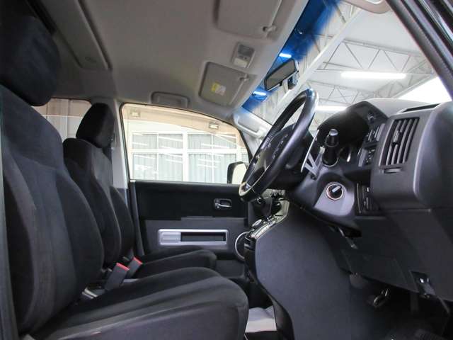 三菱 デリカ　Ｄ：５ ２．２ Ｄ パワーパッケージ ディーゼルターボ ４ＷＤ H27年 (関東) 99
