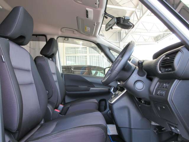 日産 セレナ １．２ Ｅ－ＰＯＷＥＲ ハイウェイスター Ｖ R1年 (関東) 99