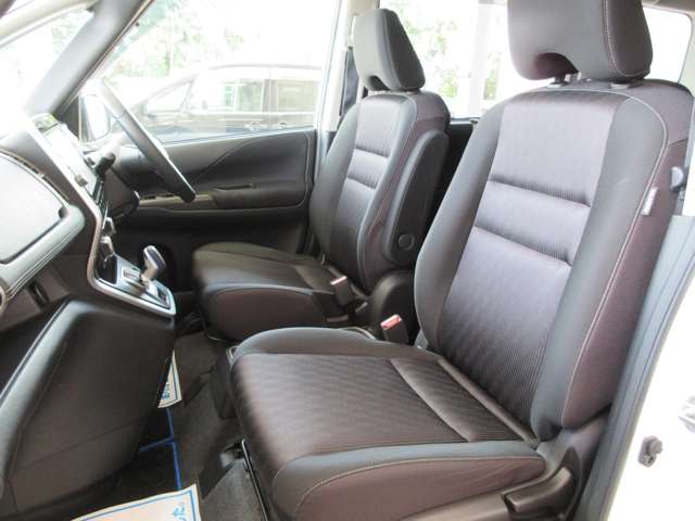日産 セレナ １．２ Ｅ－ＰＯＷＥＲ ハイウェイスター Ｖ R1年 (関東) 99