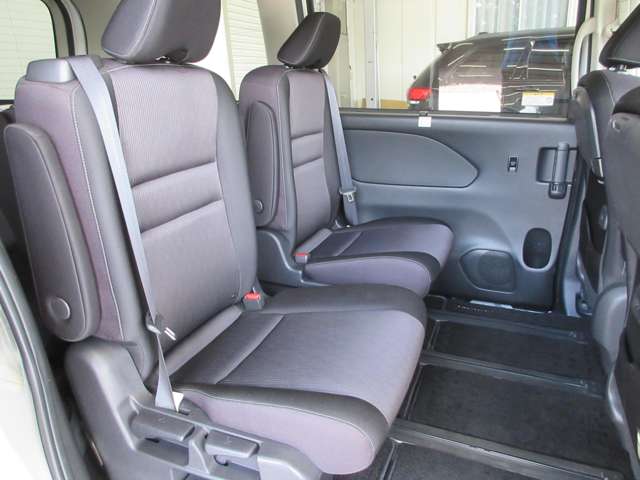 日産 セレナ １．２ Ｅ－ＰＯＷＥＲ ハイウェイスター Ｖ R1年 (関東) 99