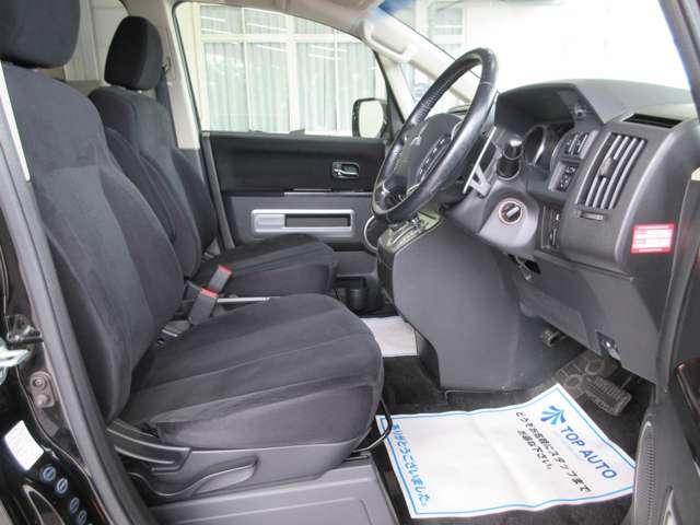 三菱 デリカ　Ｄ：５ ２．２ Ｄ パワーパッケージ ディーゼルターボ ４ＷＤ H25年 (関東) 99