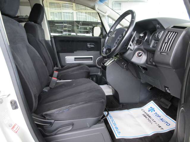 三菱 デリカ　Ｄ：５ ２．２ Ｄ パワーパッケージ ディーゼルターボ ４ＷＤ H27年 (関東) 99