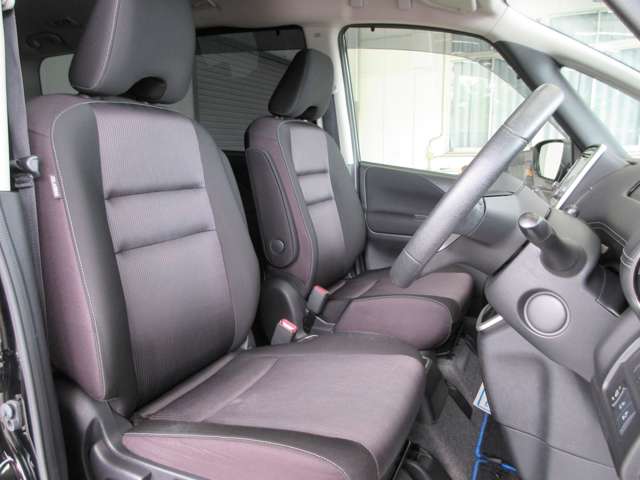 日産 セレナ １．２ Ｅ－ＰＯＷＥＲ ハイウェイスター Ｖ R1年 (関東) 99
