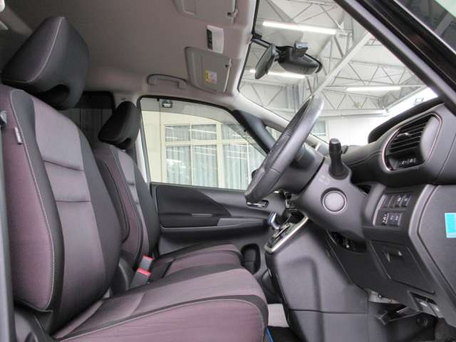 日産 セレナ １．２ Ｅ－ＰＯＷＥＲ ハイウェイスター Ｖ R1年 (関東) 99