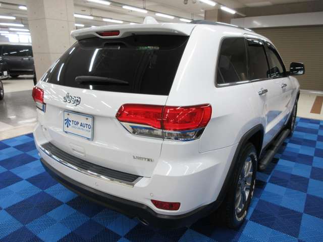 ジープ グランドチェロキー リミテッド ４ＷＤ H28年 (関東) 99