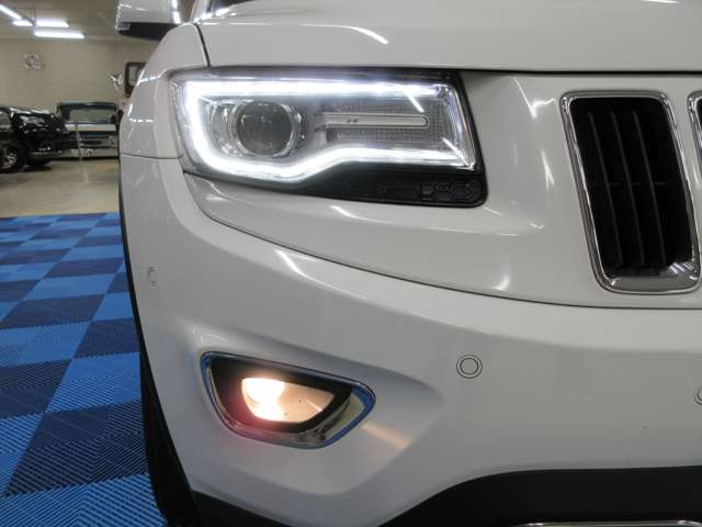 ジープ グランドチェロキー リミテッド ４ＷＤ H28年 (関東) 99