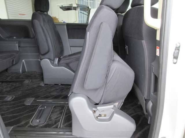 三菱 デリカ　Ｄ：５ ２．２ Ｄ パワーパッケージ ディーゼルターボ ４ＷＤ H27年 (関東) 99