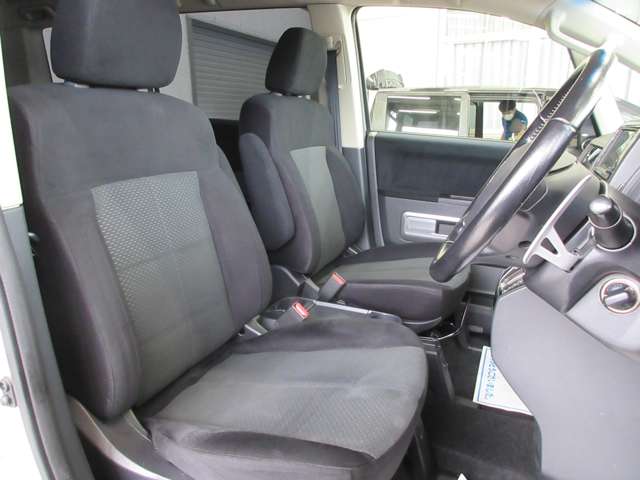 三菱 デリカ　Ｄ：５ ２．４ Ｇ プレミアム ４ＷＤ H24年 (関東) 99