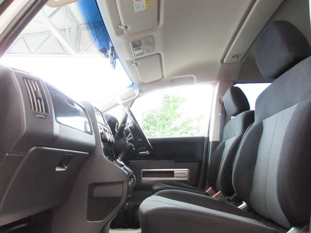 三菱 デリカ　Ｄ：５ ２．４ Ｇ プレミアム ４ＷＤ H24年 (関東) 99