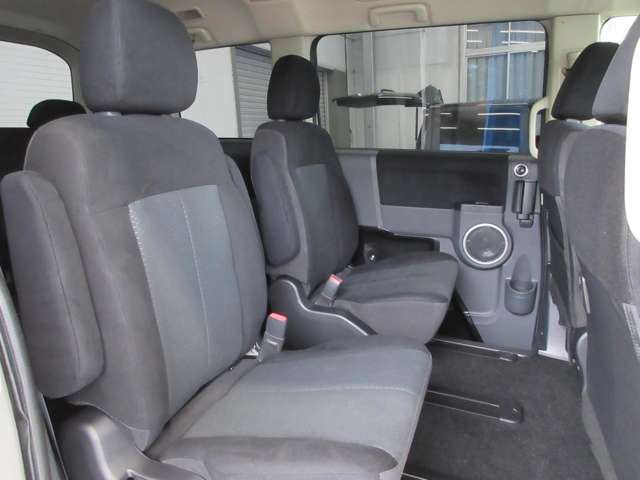 三菱 デリカ　Ｄ：５ ２．４ Ｇ プレミアム ４ＷＤ H24年 (関東) 99