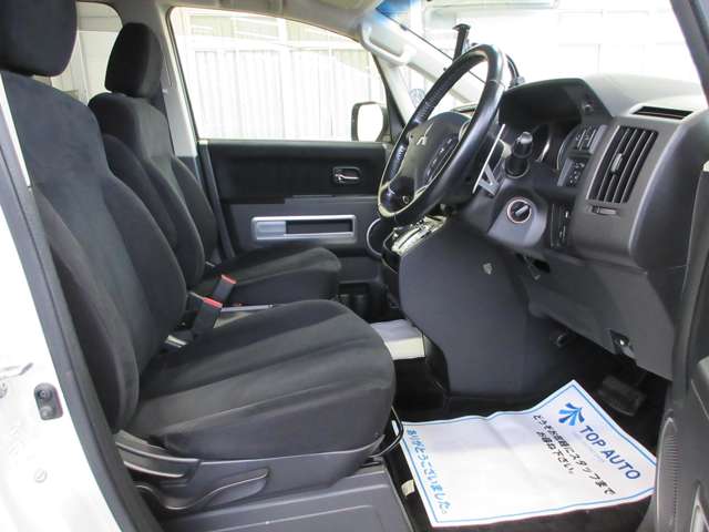 三菱 デリカ　Ｄ：５ ２．２ Ｄ パワーパッケージ ディーゼルターボ ４ＷＤ H27年 (関東) 99