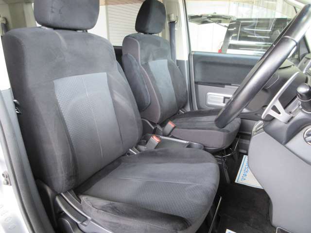 三菱 デリカ　Ｄ：５ ２．４ Ｇ パワーパッケージ ４ＷＤ H23年 (関東) 99
