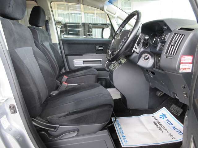 三菱 デリカ　Ｄ：５ ２．４ Ｇ パワーパッケージ ４ＷＤ H23年 (関東) 99