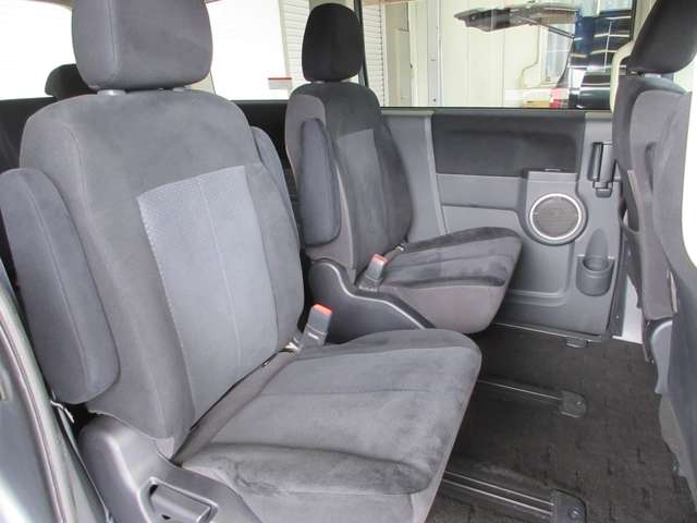 三菱 デリカ　Ｄ：５ ２．４ Ｇ パワーパッケージ ４ＷＤ H23年 (関東) 99