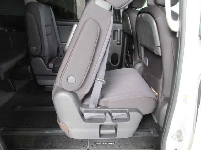 日産 セレナ １．２ Ｅ－ＰＯＷＥＲ ＸＶ H30年 (関東) 99