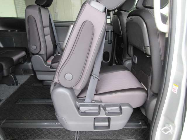 日産 セレナ １．２ Ｅ－ＰＯＷＥＲ ハイウェイスター Ｖ R3年 (関東) 99