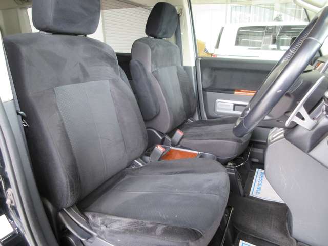 三菱 デリカ　Ｄ：５ ２．４ Ｇ ナビパッケージ ４ＷＤ H20年 (関東) 99