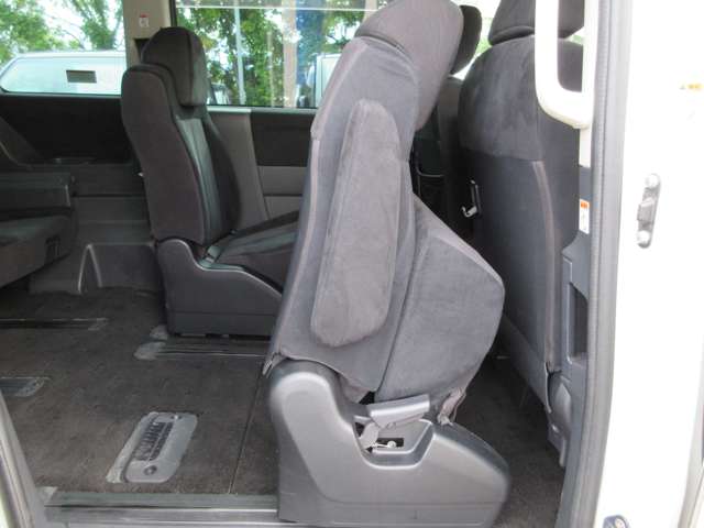 三菱 デリカ　Ｄ：５ ２．４ Ｇ プレミアム ４ＷＤ H19年 (関東) 99