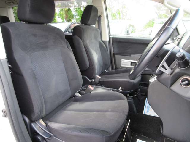三菱 デリカ　Ｄ：５ ２．２ Ｄ パワーパッケージ ディーゼルターボ ４ＷＤ H27年 (関東) 99