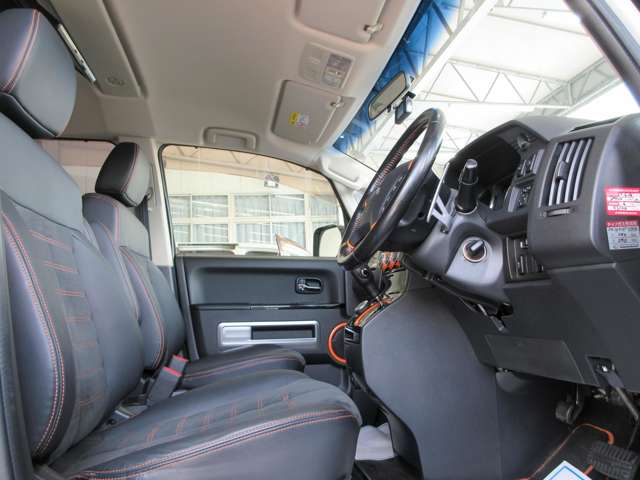 三菱 デリカ　Ｄ：５ ２．２ アクティブギア ディーゼルターボ ４ＷＤ H29年 (関東) 99