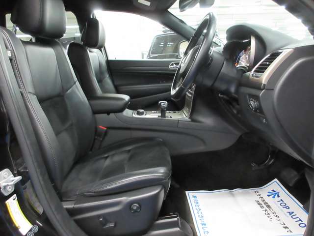 ジープ グランドチェロキー アルティチュード ４ＷＤ H27年 (関東) 99