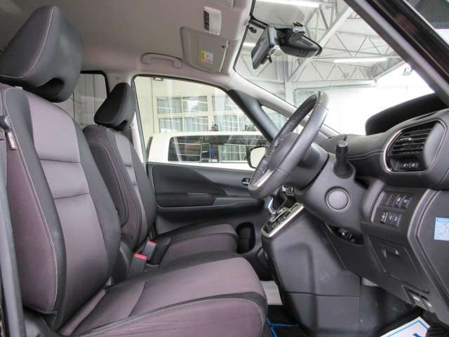 日産 セレナ １．２ Ｅ－ＰＯＷＥＲ ハイウェイスター Ｖ H30年 (関東) 99