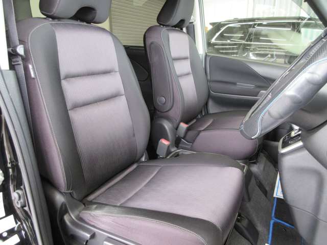 日産 セレナ １．２ Ｅ－ＰＯＷＥＲ ハイウェイスター Ｖ H30年 (関東) 99
