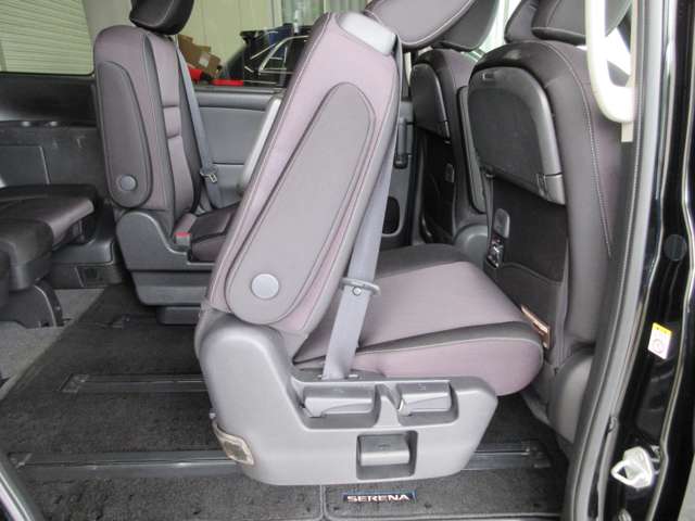 日産 セレナ １．２ Ｅ－ＰＯＷＥＲ ハイウェイスター Ｖ H30年 (関東) 99