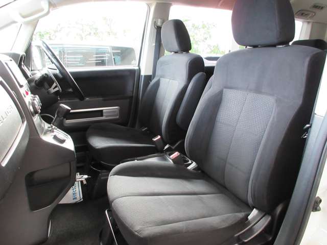 三菱 デリカ　Ｄ：５ ２．２ Ｄ パワーパッケージ ディーゼルターボ ４ＷＤ H26年 (関東) 99