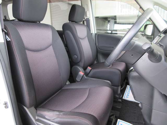 日産 セレナ ２．０ ハイウェイスター Ｖセレクション H23年 (関東) 99