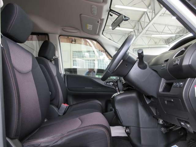 日産 セレナ ２．０ ハイウェイスター Ｖセレクション H23年 (関東) 99