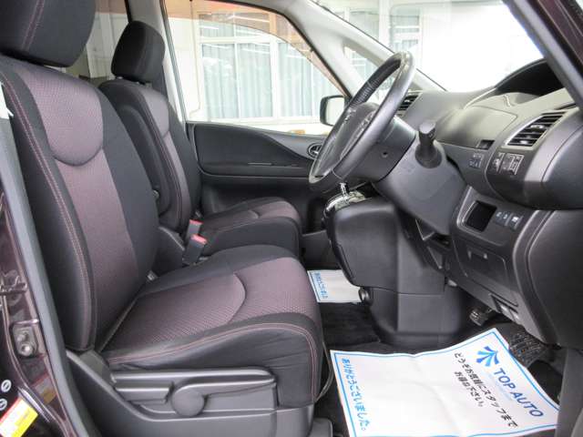 日産 セレナ ２．０ ハイウェイスター Ｖセレクション H23年 (関東) 99