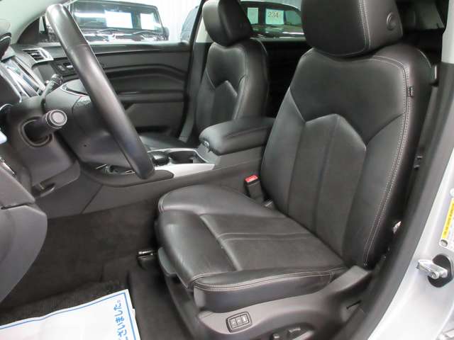 キャデラック ＳＲＸ　クロスオーバー ラグジュアリー ４ＷＤ H25年 (関東) 99
