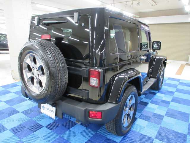ジープ ラングラー サハラ ４ＷＤ H28年 (関東) 99