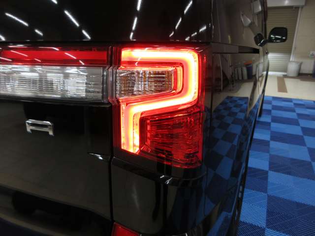 三菱 デリカ　Ｄ：５ ２．２ Ｇ パワーパッケージ ディーゼルターボ ４ＷＤ R1年 (関東) 99