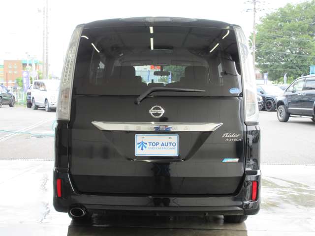 日産 セレナ ２．０ ライダー ブラックライン Ｓ－ＨＹＢＲＩＤ H25年 (関東) 99