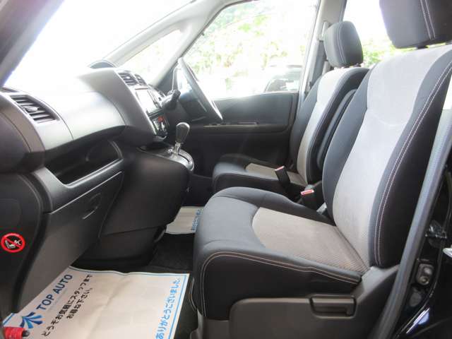 日産 セレナ ２．０ ライダー ブラックライン Ｓ－ＨＹＢＲＩＤ H25年 (関東) 99