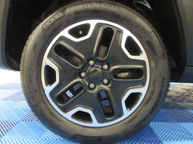 ジープ レネゲード トレイルホーク ４ＷＤ H29年 (関東) 99