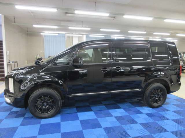 三菱 デリカ　Ｄ：５ ２．２ Ｍ ディーゼルターボ ４ＷＤ R1年 (関東) 99