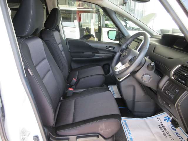 日産 セレナ １．２ Ｅ－ＰＯＷＥＲ ハイウェイスター Ｖ R1年 (関東) 99