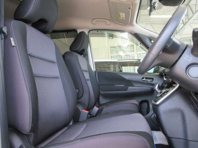 日産 セレナ １．２ Ｅ－ＰＯＷＥＲ ハイウェイスター Ｖ R1年 (関東) 99