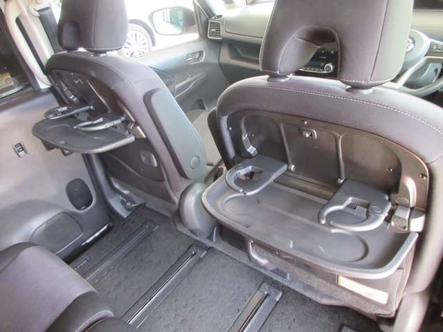 日産 セレナ １．２ Ｅ－ＰＯＷＥＲ ハイウェイスター Ｖ R1年 (関東) 99