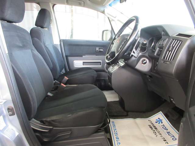 三菱 デリカ　Ｄ：５ ２．２ Ｄ パワーパッケージ ディーゼルターボ ４ＷＤ H26年 (関東) 99