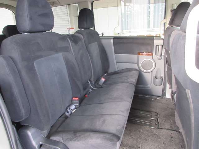 三菱 デリカ　Ｄ：５ ２．４ エクシード ＩＩ ４ＷＤ H22年 (関東) 99