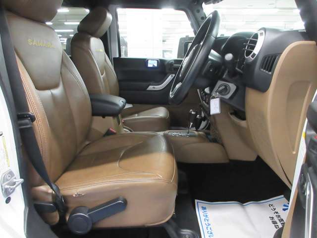 ジープ ラングラー　アンリミテッド アンリミテッド サハラ ４ＷＤ H27年 (関東) 99
