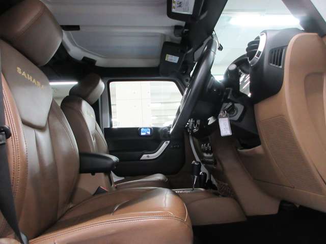 ジープ ラングラー　アンリミテッド アンリミテッド サハラ ４ＷＤ H27年 (関東) 99