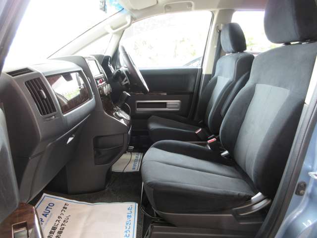 三菱 デリカ　Ｄ：５ ２．４ シャモニー ４ＷＤ H21年 (関東) 99